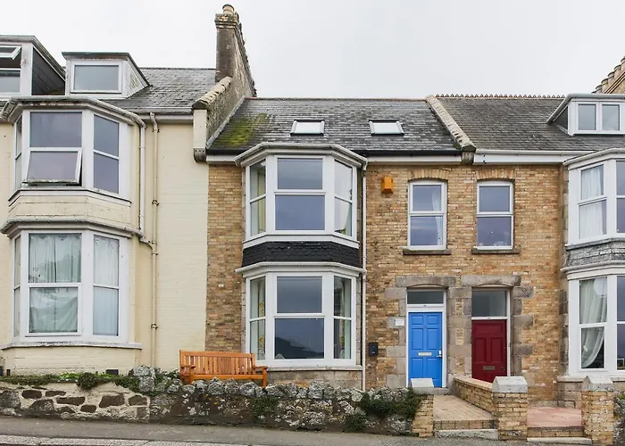 Sea View, Newquay Spacious House